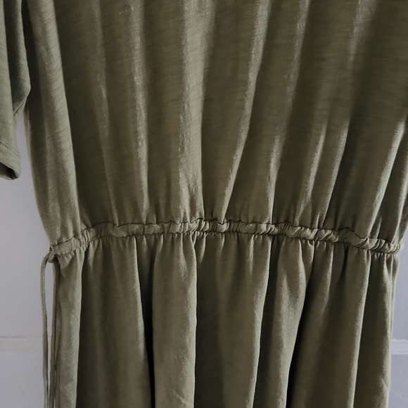 Old Navy dress - Picture 2 of 5